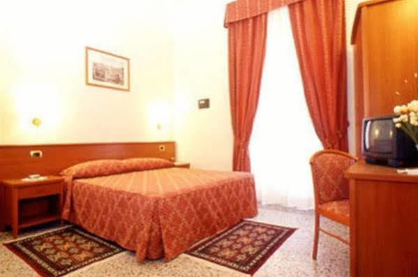 Incantoromano Guest House Roma Exterior foto